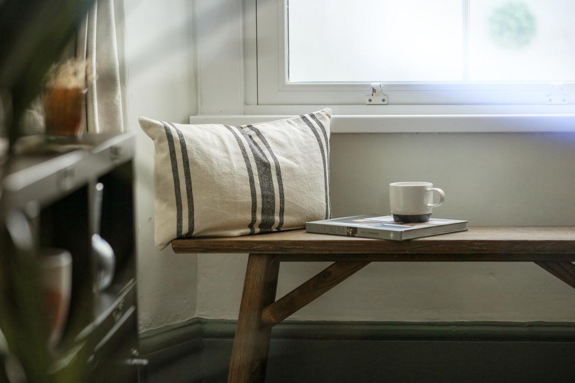 New Luxury For 2024 - Central Plymouth House - Sleeps 10 - Access To Plymouth Town - Close To The Barbican - Pets Welcome - Parking Available - By Luxe Living By Sophia Extérieur photo